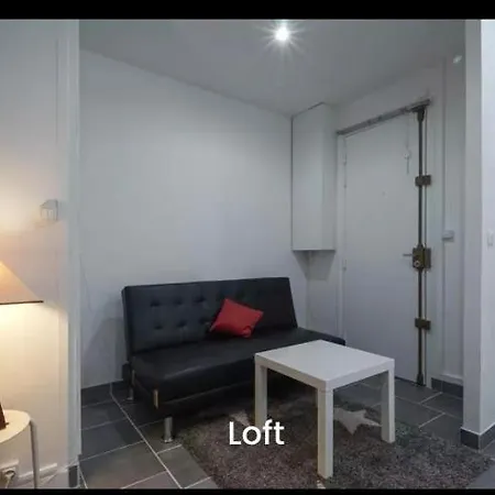 Pres De La Porte Maillot Apartment